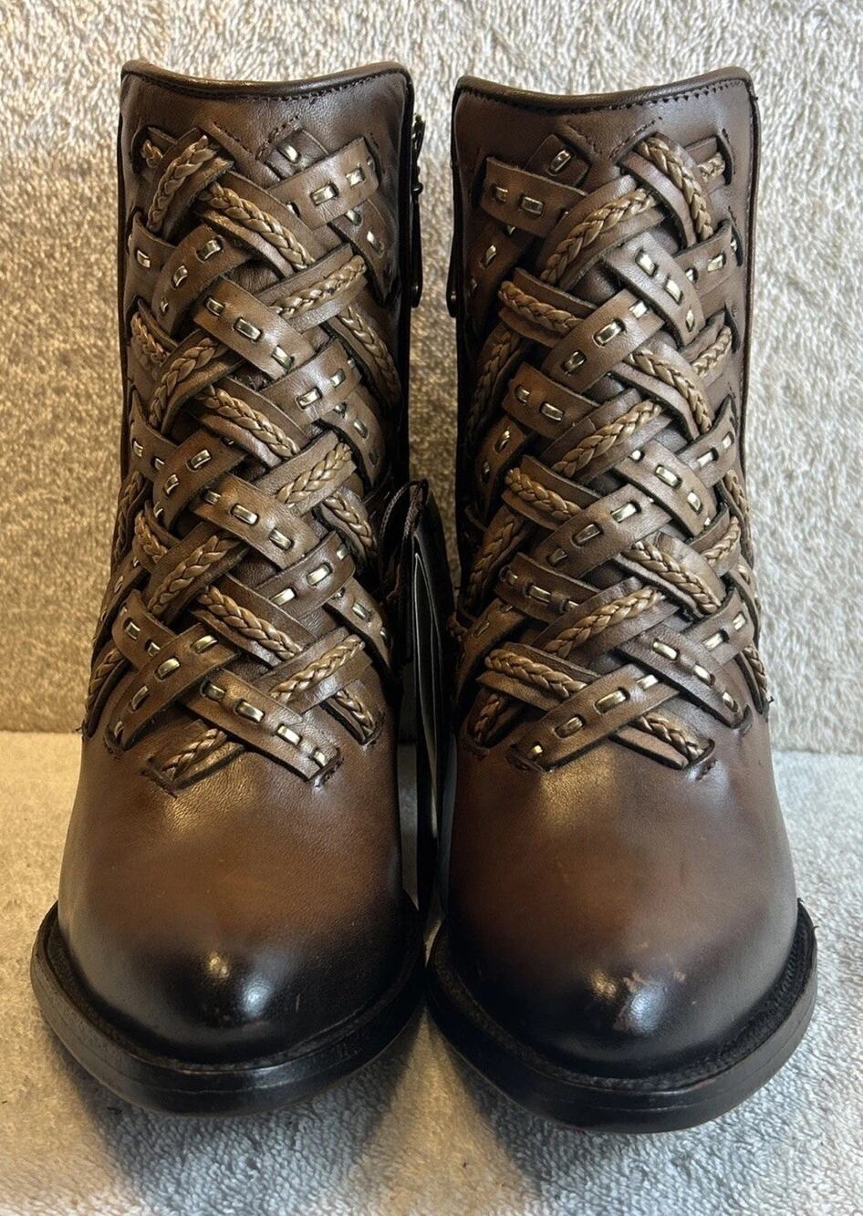 Cuadra Ladies Ankle Brown Leather Booties Size 7 M